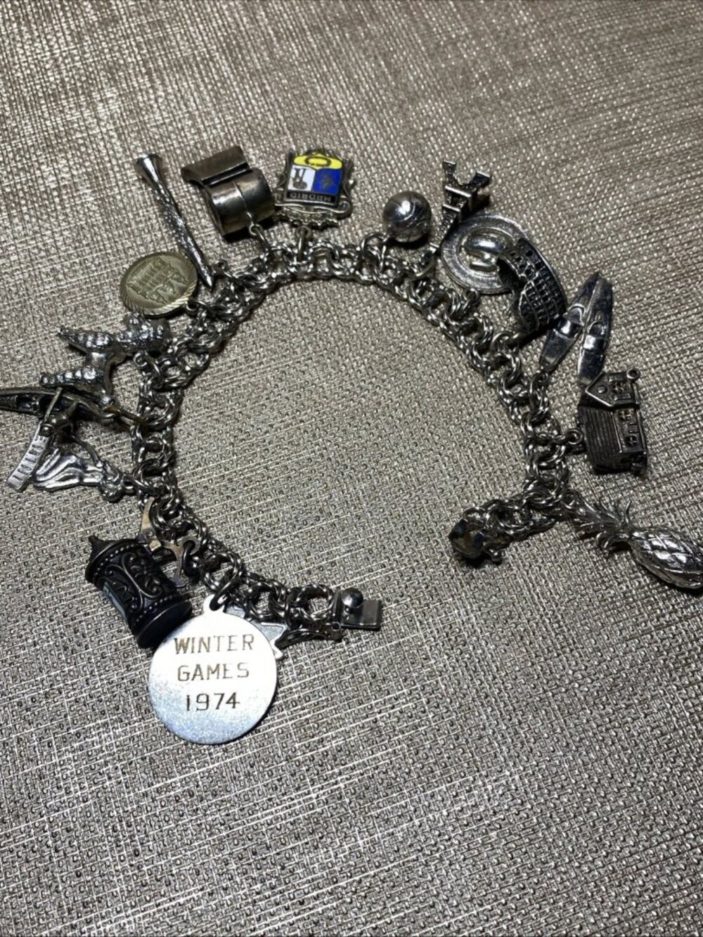 Vintage ALL Silver Charm Bracelet 17 Charms Sterling & 800 Opening Mechanical